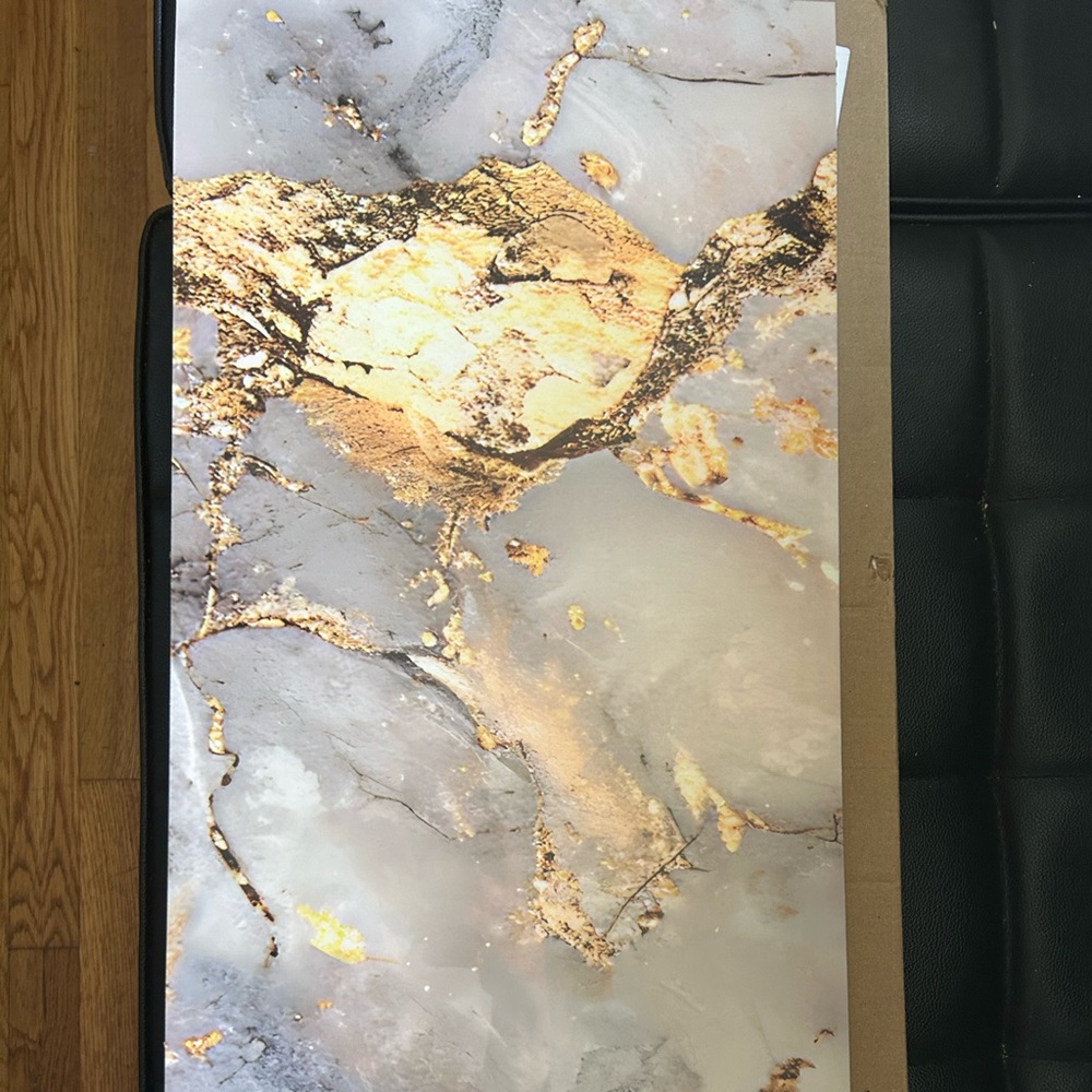 Wall peel and stick back splash